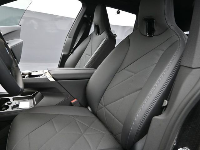 New 2026 BMW iX xDrive45 AWD/4WD image 18