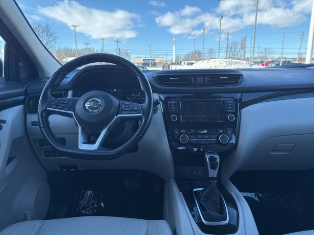 Used 2022 Nissan Rogue Sport SL image 11