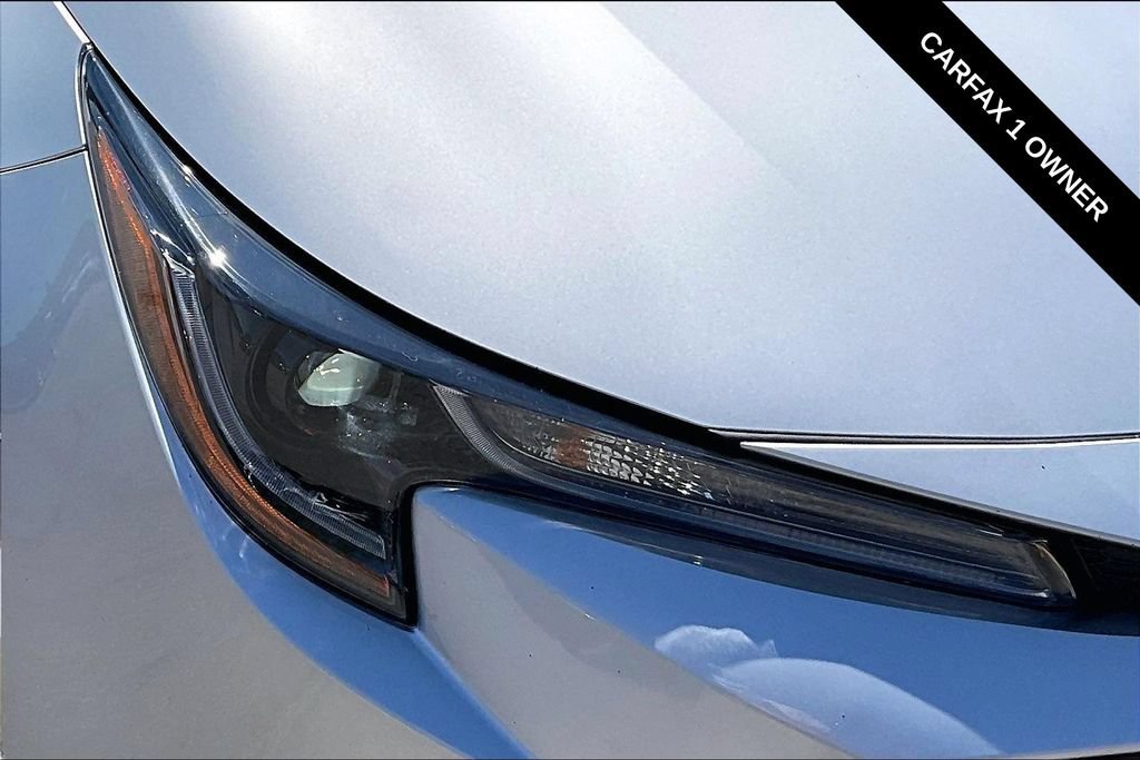Used 2025 Toyota Corolla LE FWD image 30