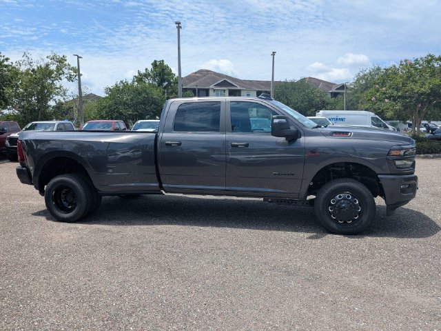 New 2026 RAM 3500 Big Horn AWD/4WD image 3