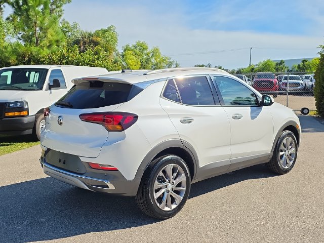 Certified 2023 Buick Encore GX Essence w/ Advanced Technology Package AWD/4WD image 4