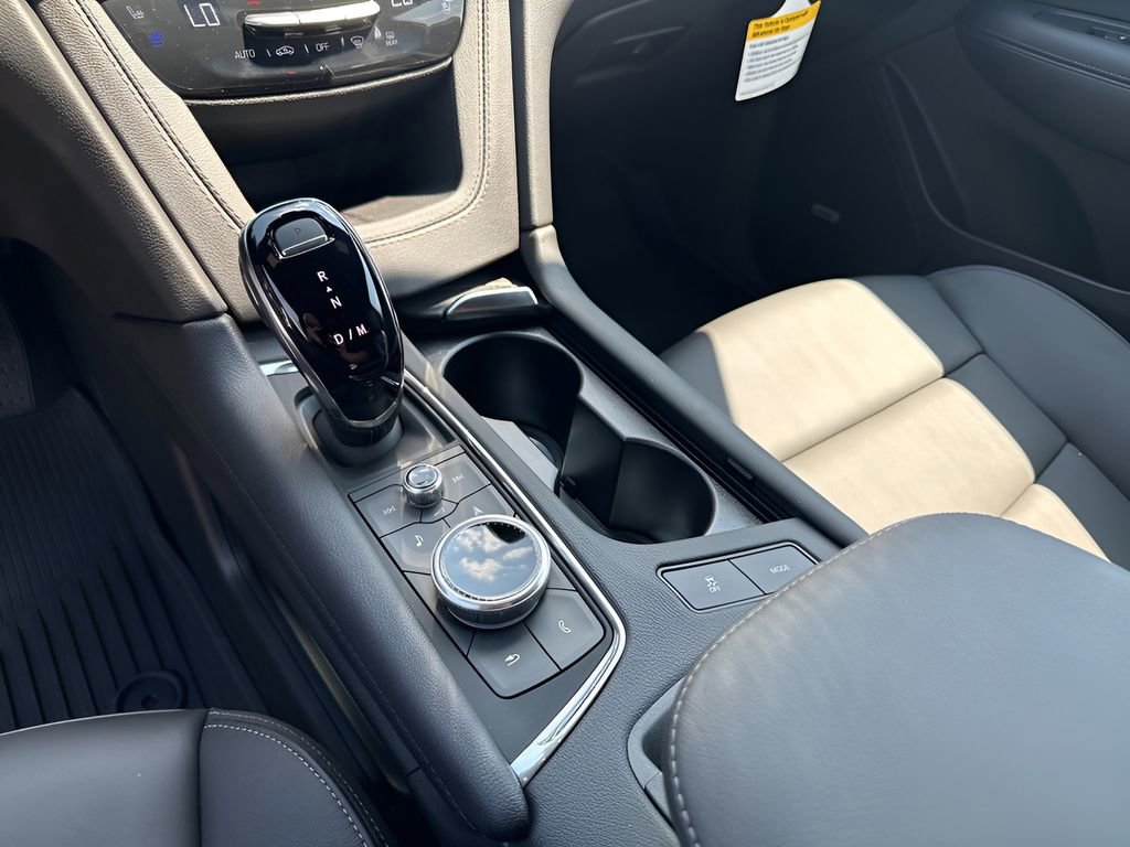 New 2025 Cadillac XT6 Premium Luxury w/ LPO, Floor Liner Package FWD image 39