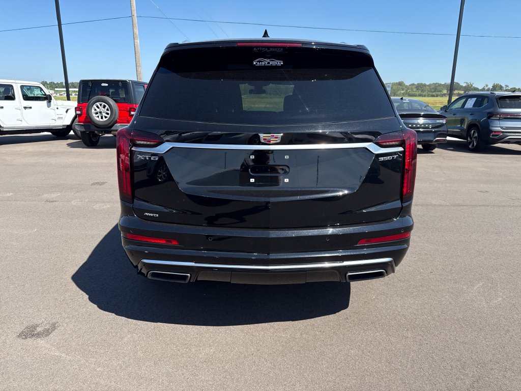 Used 2023 Cadillac XT6 Luxury AWD/4WD image 4