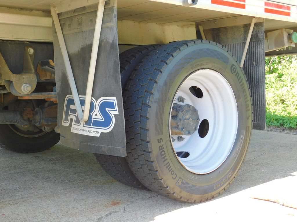 Used 2023 Ford F550 4x4 Regular Cab Super Duty image 23