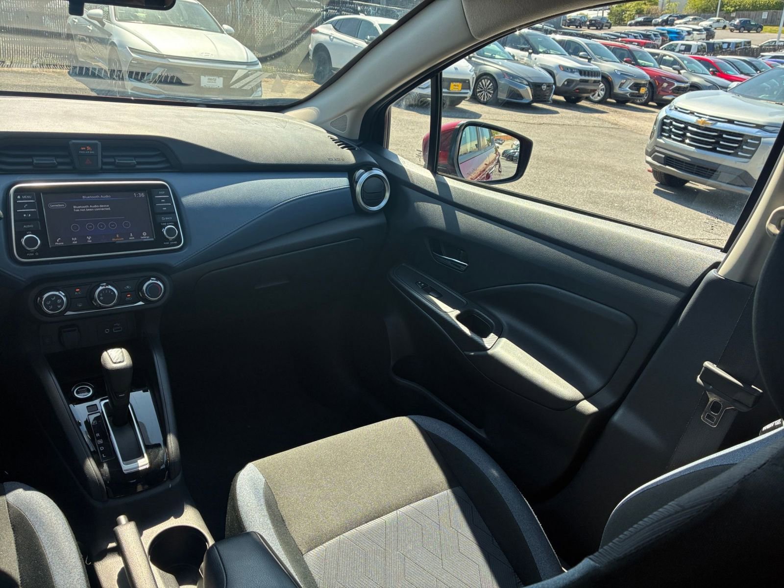 Used 2025 Nissan Versa SV FWD image 30
