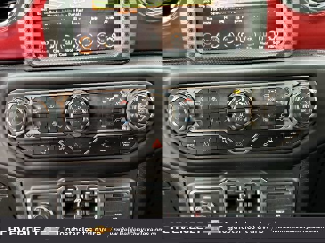 Used 2023 Jeep Gladiator Rubicon w/ LED Lighting Group AWD/4WD image 19