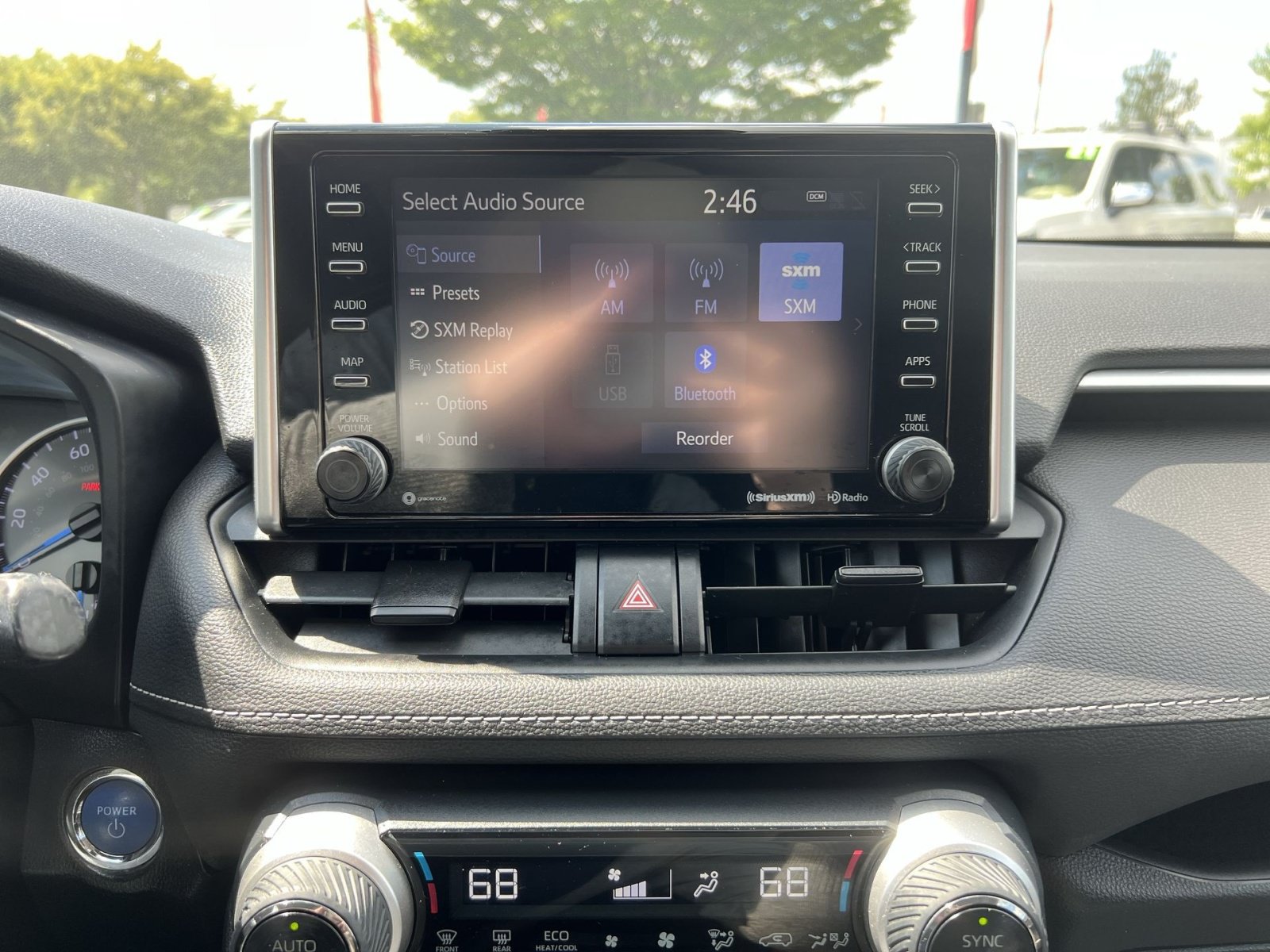 Used 2021 Toyota RAV4 XLE w/ Convenience Package AWD/4WD image 18