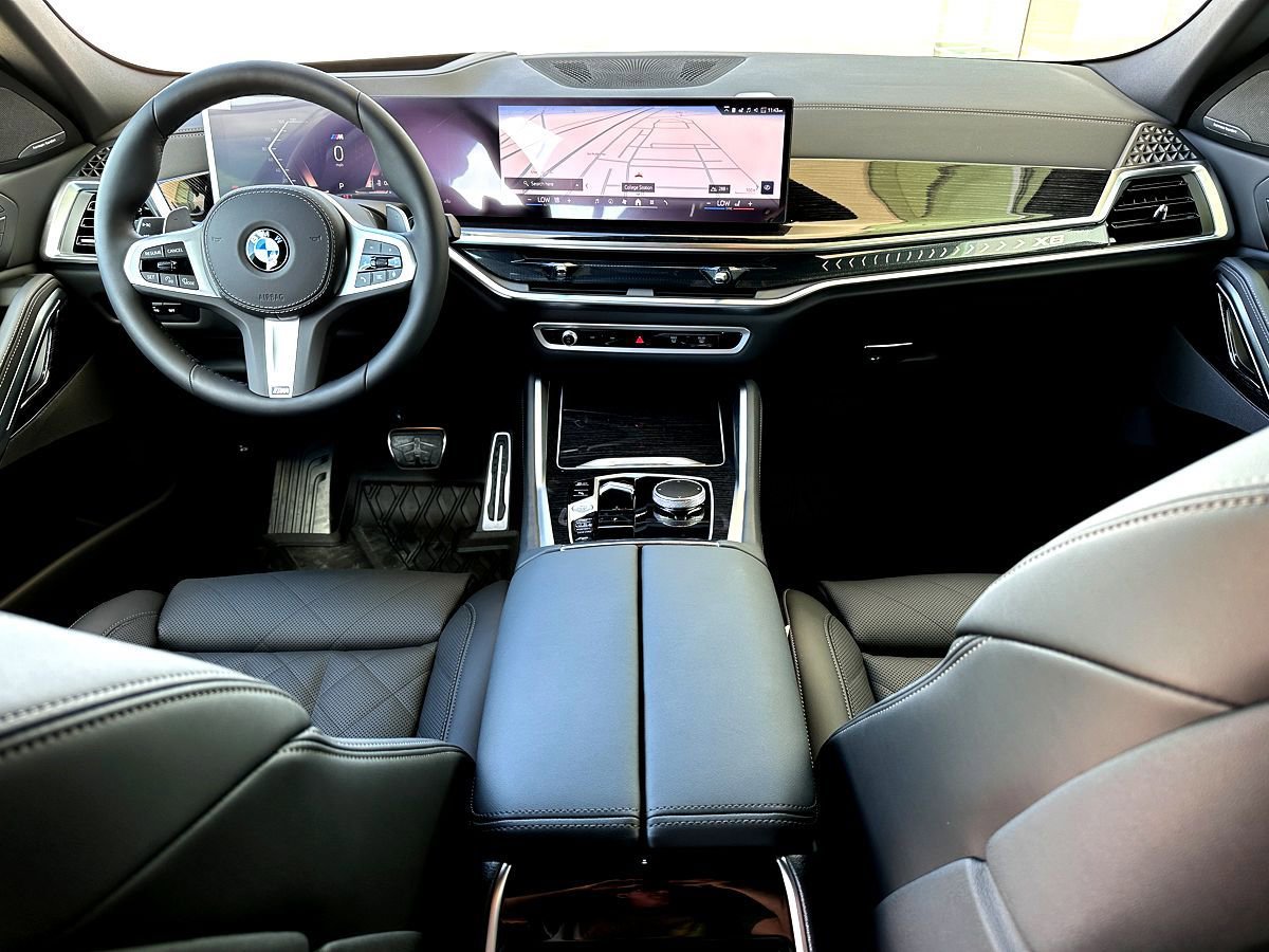 New 2026 BMW X6 xDrive40i w/ Climate Comfort Package image 19