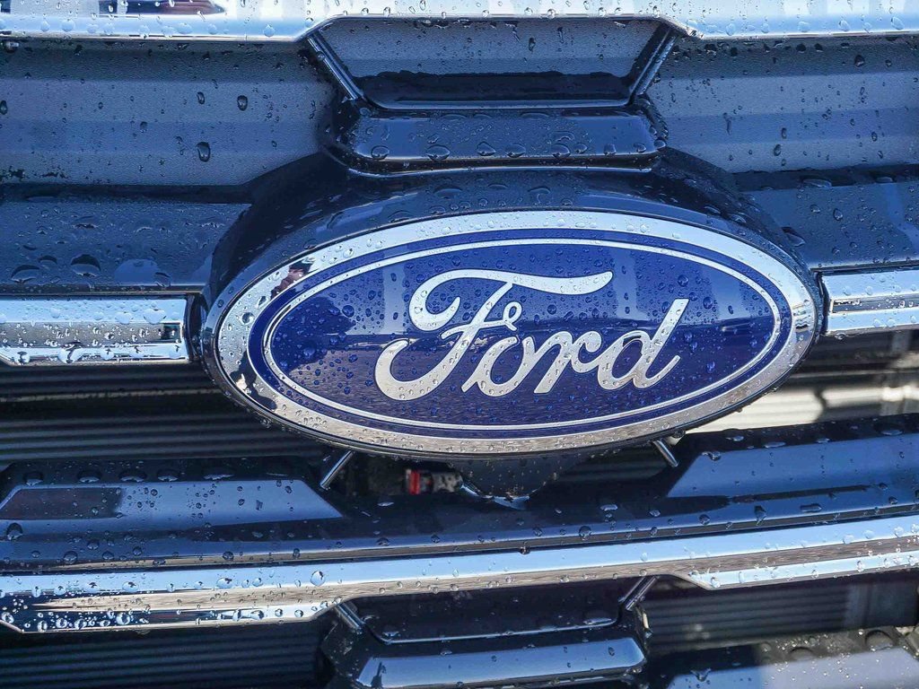 New 2026 Ford Explorer Active RWD image 11