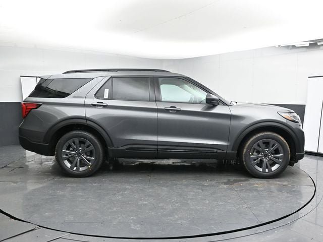 New 2026 Ford Explorer Active w/ Active Comfort Package AWD/4WD image 13