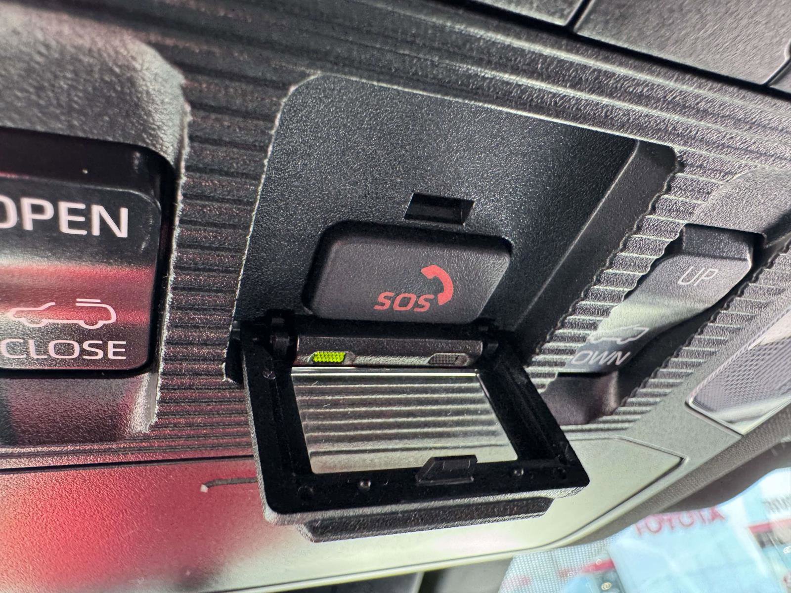 Certified 2023 Toyota RAV4 SE image 36