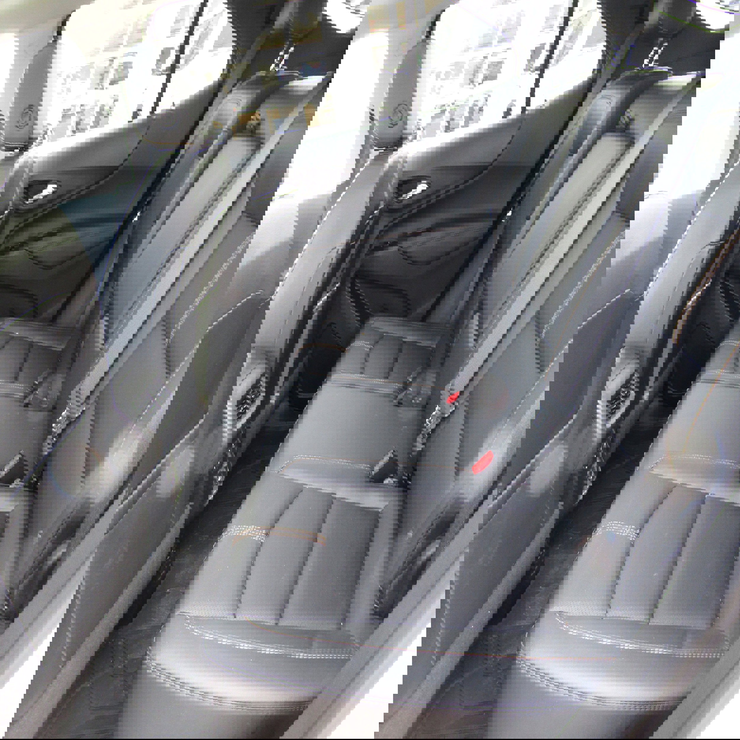 Used 2022 Chevrolet Equinox Premier image 19