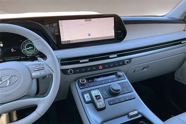 Used 2025 Hyundai Palisade Limited image 9