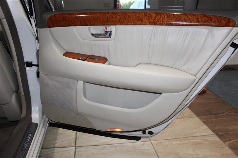 Used 2003 Lexus LS 430 image 25