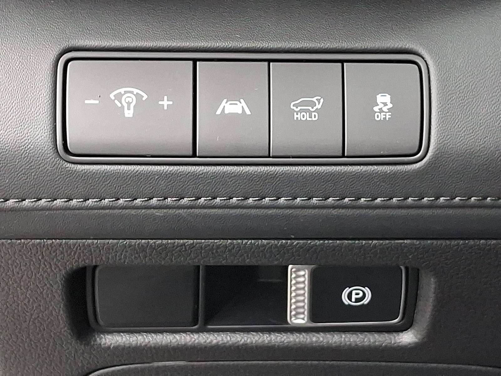 Used 2022 Hyundai Santa Fe SEL w/ Convenience + Premium Package AWD/4WD image 25
