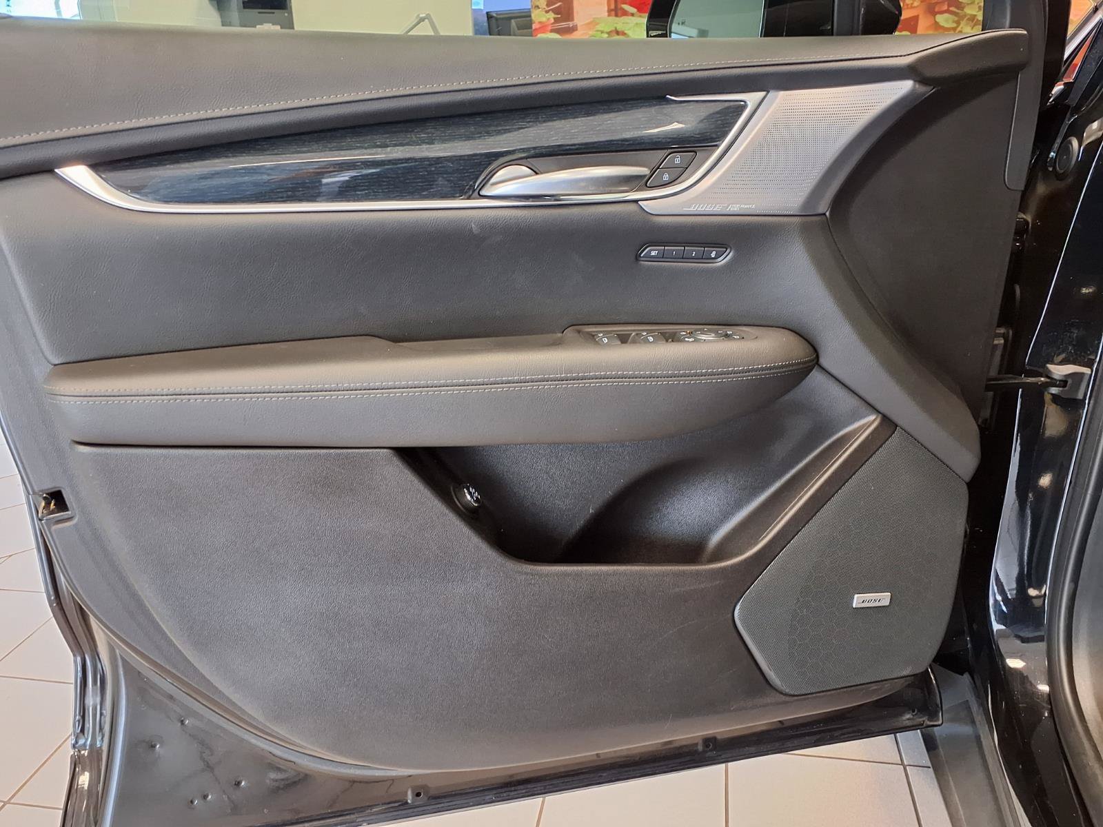 Certified 2024 Cadillac XT5 Premium Luxury FWD image 22