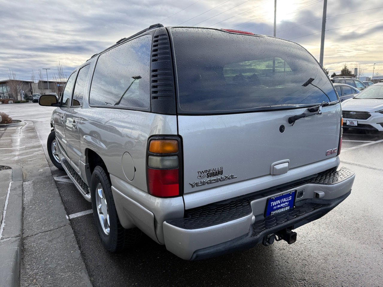 Used 2005 GMC Yukon XL Denali image 6