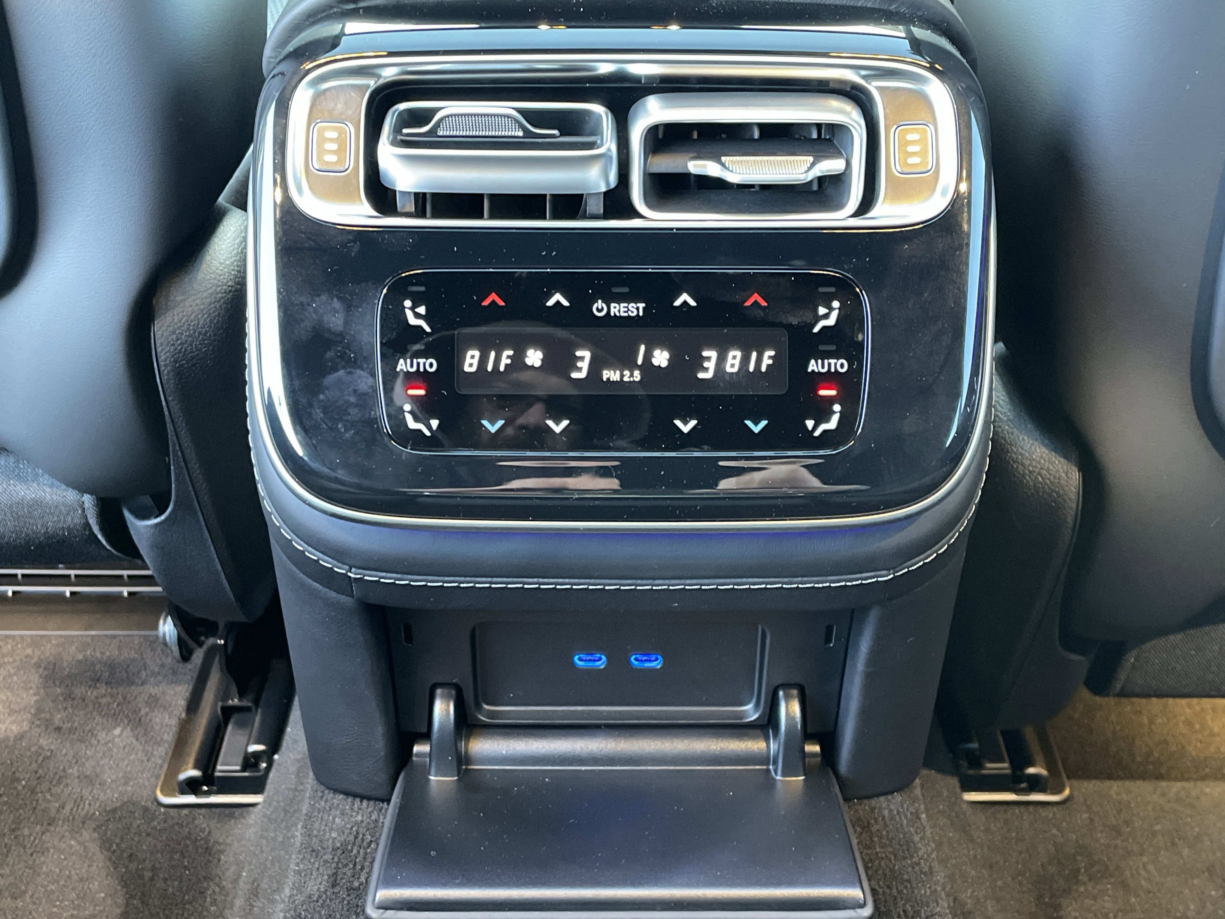 New 2026 Mercedes-Benz S 580 4MATIC Sedan image 36