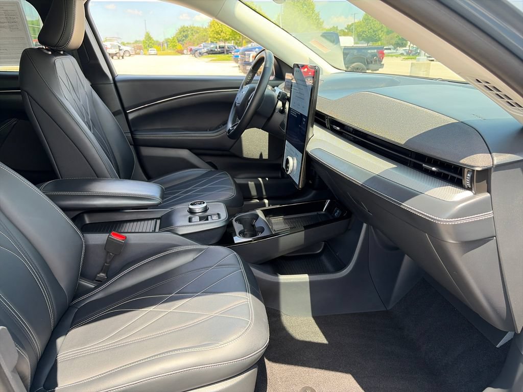 Used 2023 Ford Mustang Mach-E Select AWD/4WD image 11