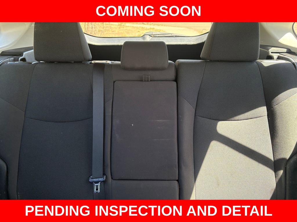 Used 2021 Toyota RAV4 LE w/ Carpet Mat Package (TMS) image 18