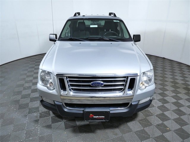 Used 2009 Ford Explorer Sport Trac XLT image 3