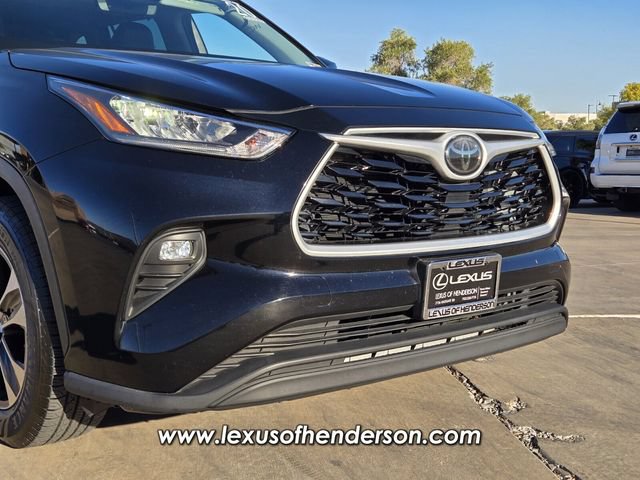 Used 2020 Toyota Highlander XLE FWD image 8