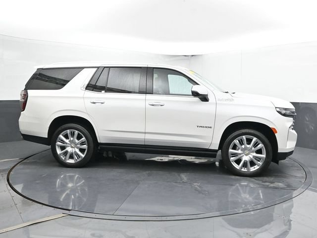 Used 2024 Chevrolet Tahoe High Country AWD/4WD image 4
