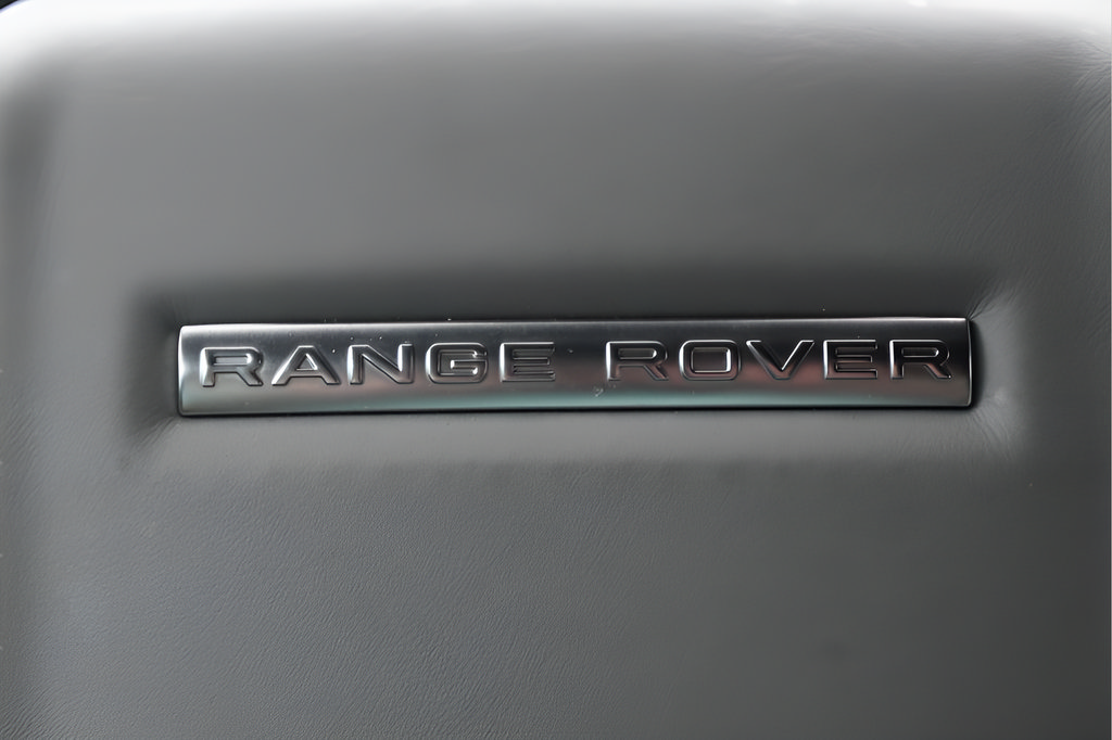 Used 2020 Land Rover Range Rover Evoque First Edition AWD/4WD image 23