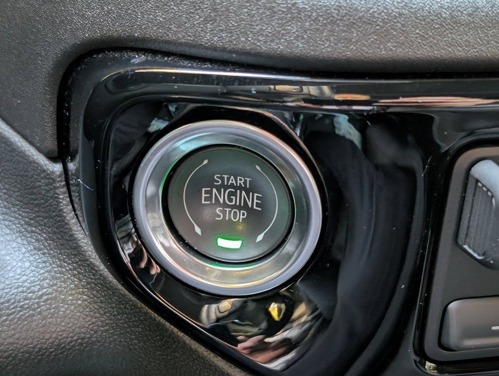 Used 2025 Chevrolet Silverado 1500 LT w/ Protection Package image 29