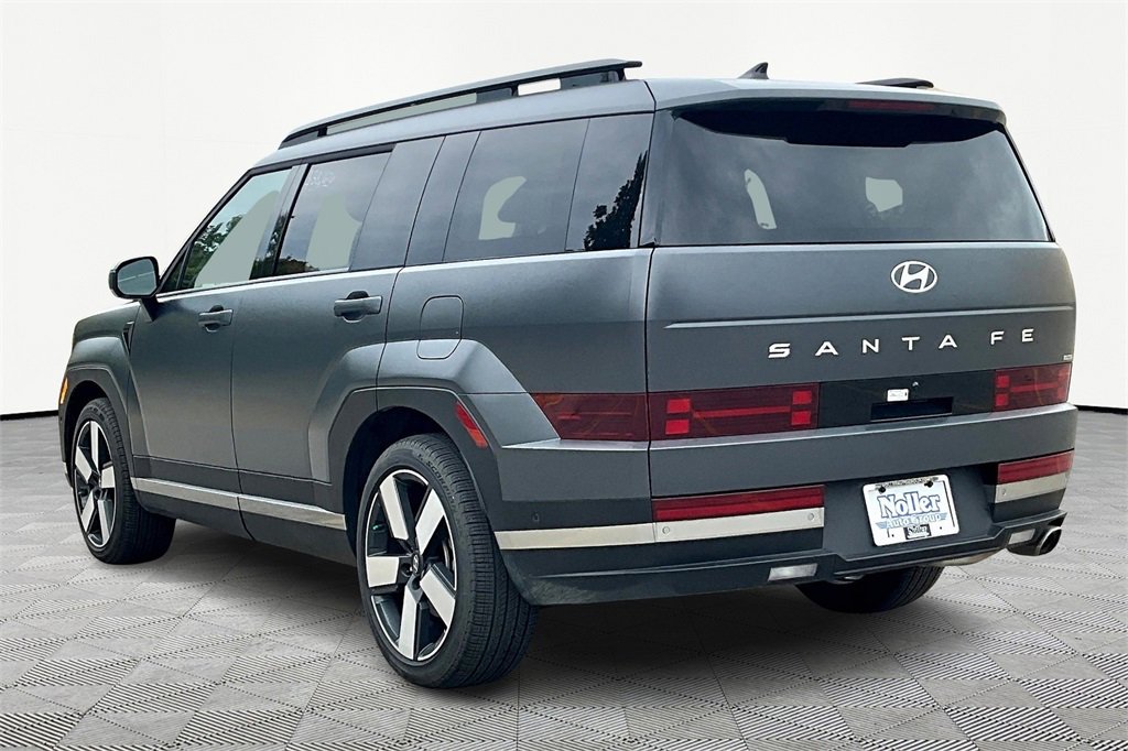 Used 2025 Hyundai Santa Fe Limited image 13