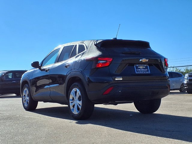 Used 2026 Chevrolet Trax LS w/ Driver Confidence Package FWD image 7