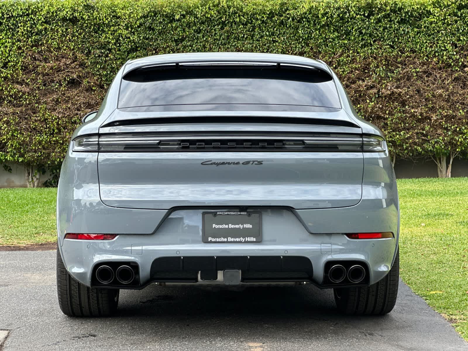 New 2026 Porsche Cayenne GTS AWD/4WD image 7
