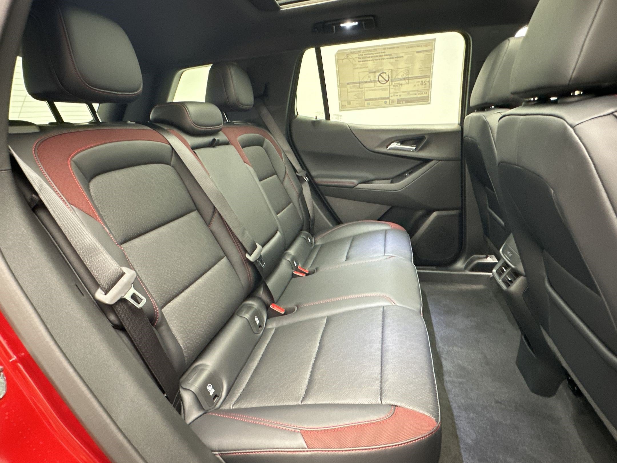 New 2027 Chevrolet Equinox RS w/ LPO, Floor Liner Package AWD/4WD image 31
