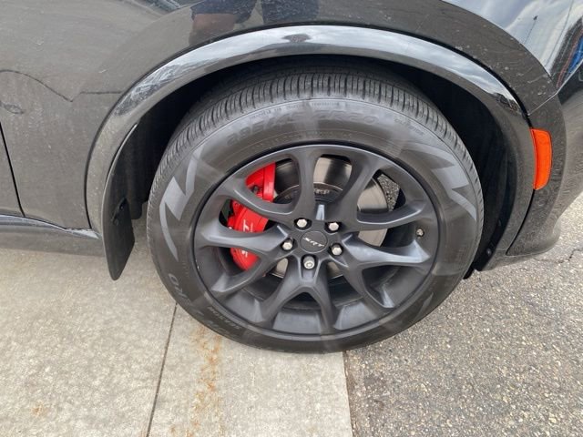 Used 2022 Dodge Durango SRT w/ Technology Group image 17