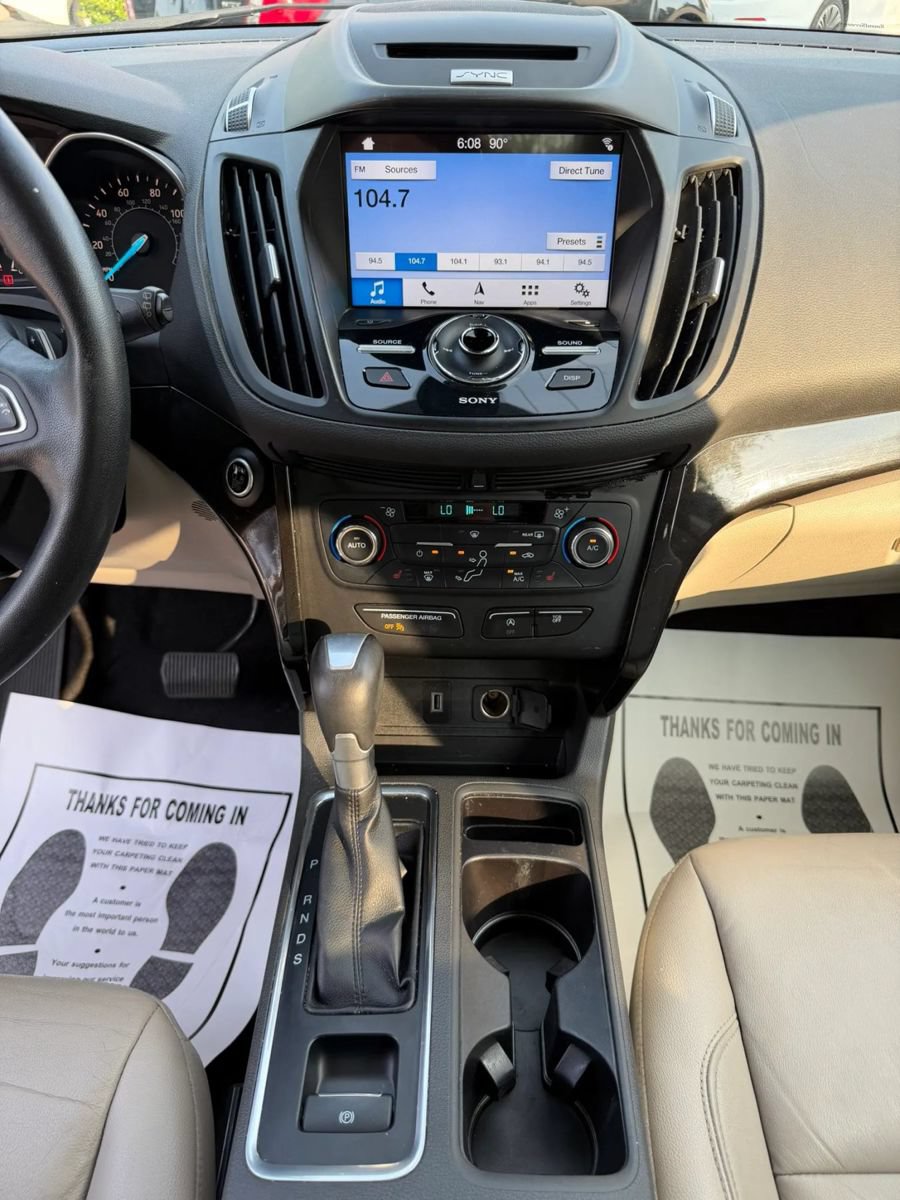 Used 2017 Ford Escape Titanium AWD/4WD image 18
