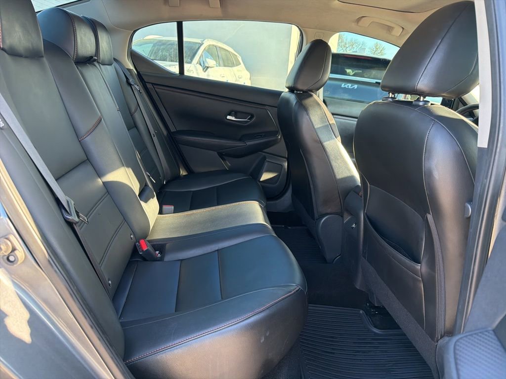 Used 2021 Nissan Sentra SR w/ SR Premium Package image 29