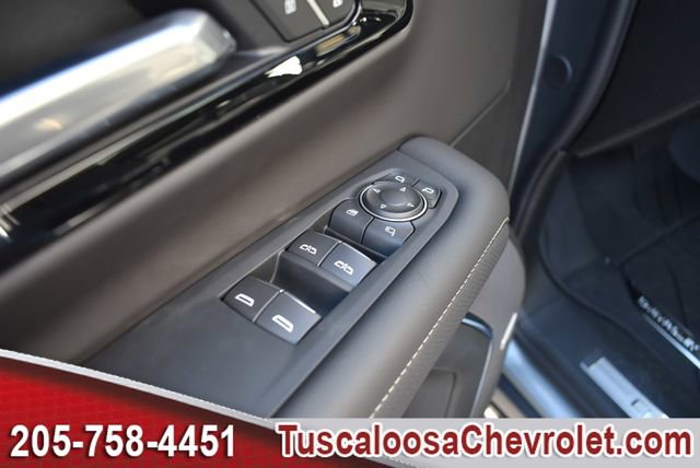 New 2026 Chevrolet Suburban Premier image 16