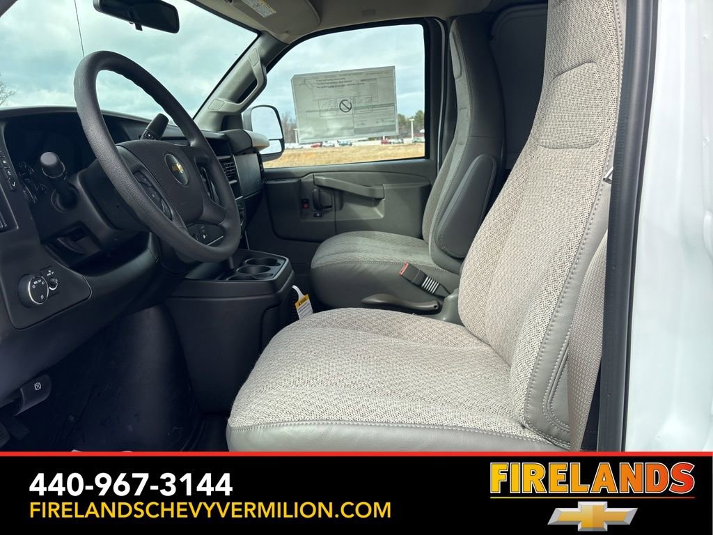 New 2026 Chevrolet Express 3500 RWD image 16