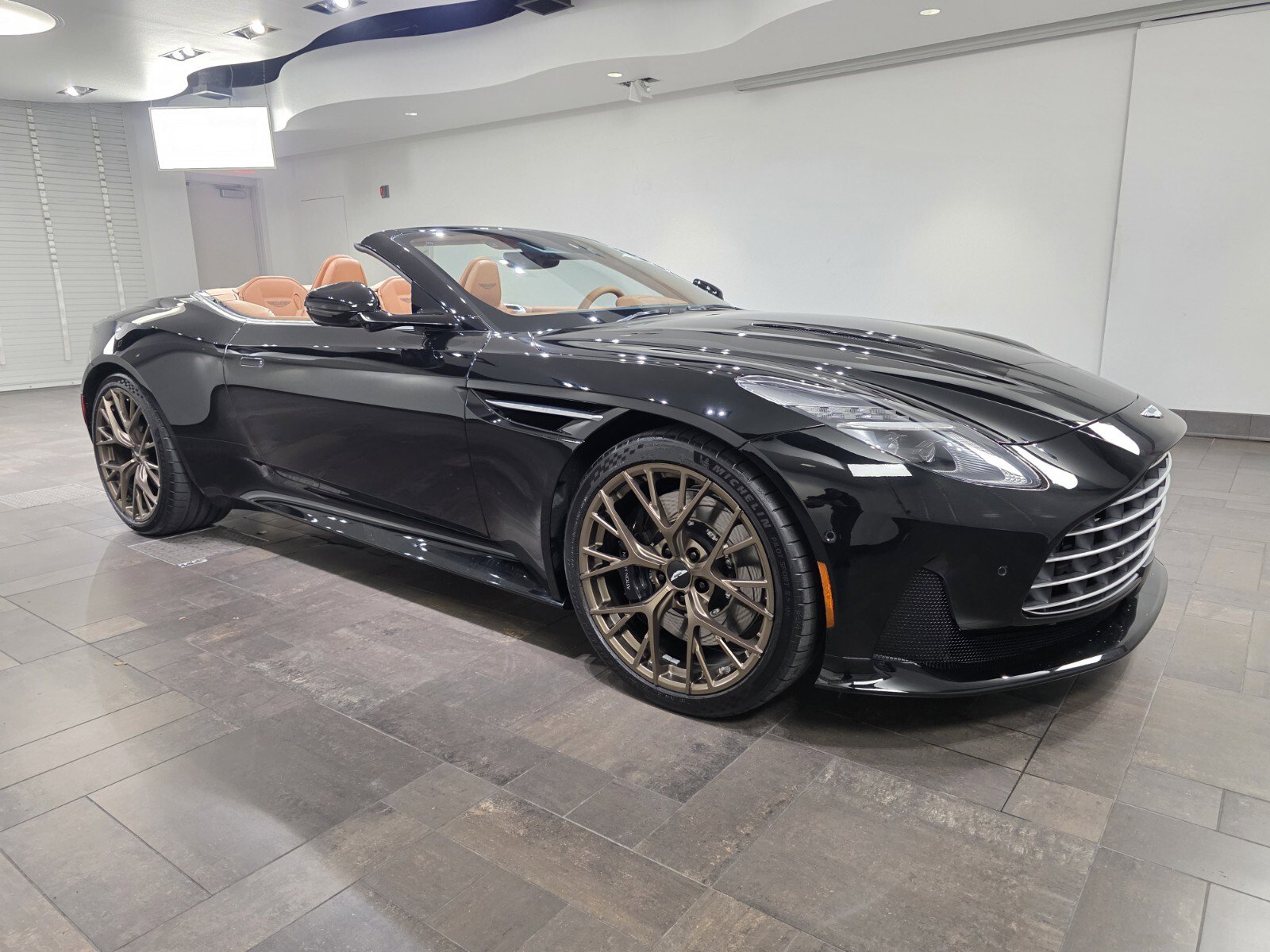 New 2026 Aston Martin DB12 Convertible RWD image 1
