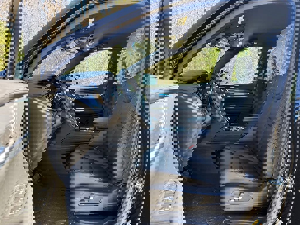 New 2026 Cadillac XT5 Luxury image 20