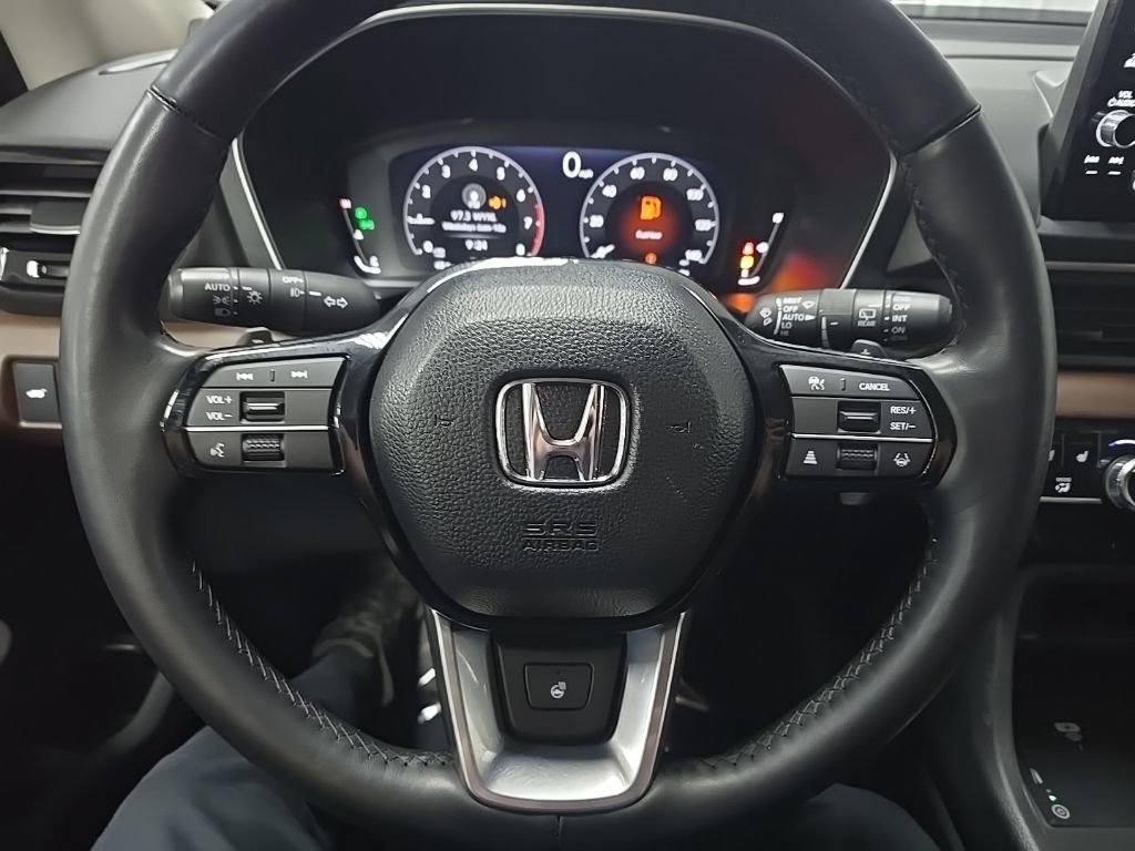 Used 2023 Honda Pilot Elite image 19