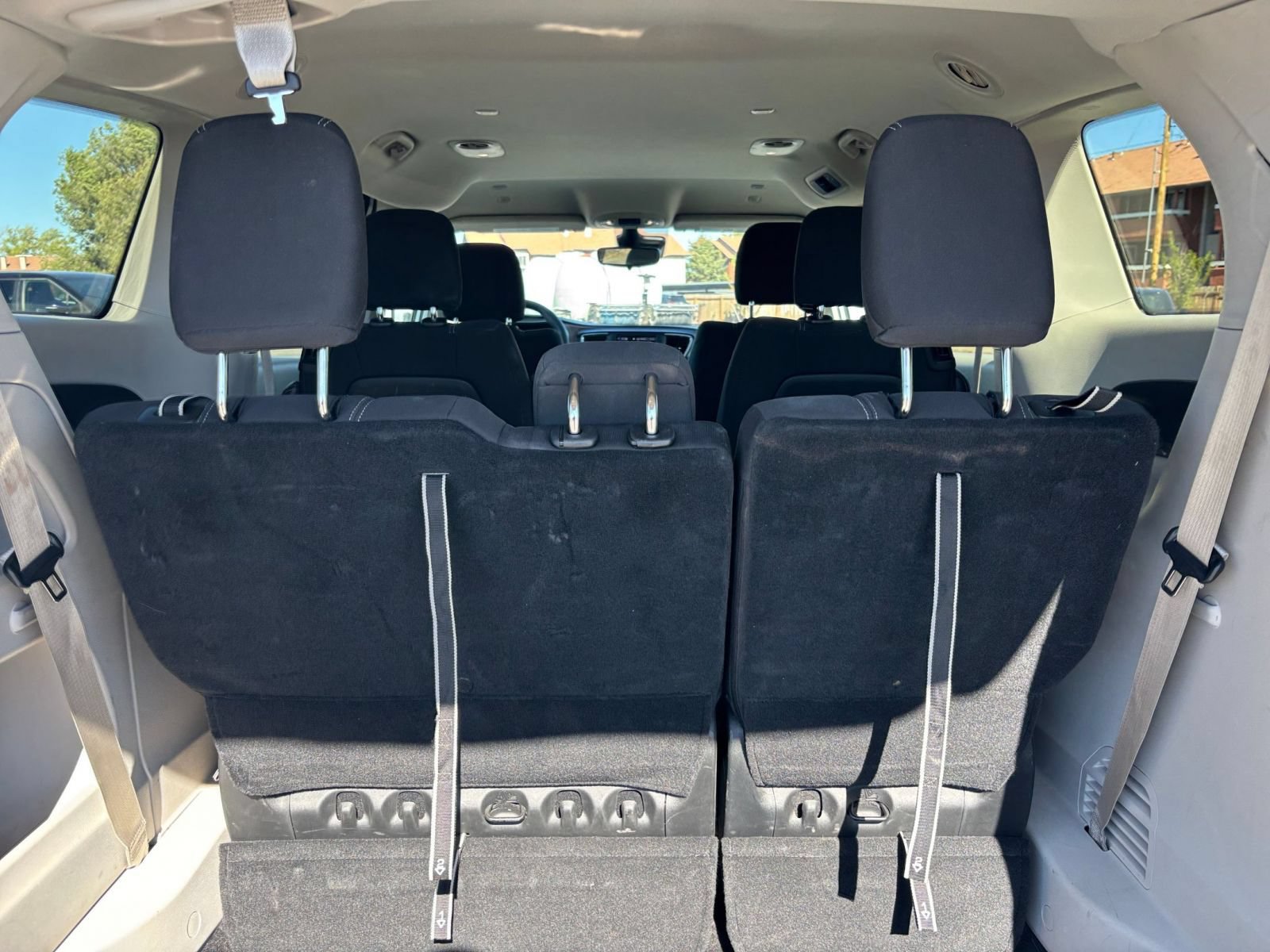 Used 2024 Chrysler Voyager LX FWD image 33