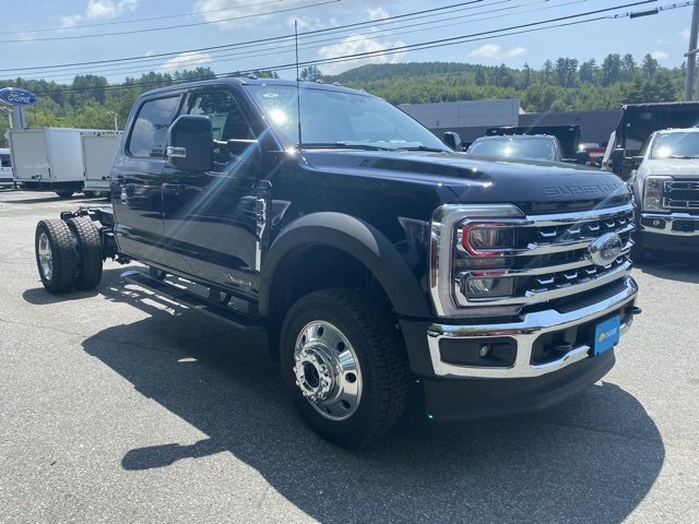 New 2025 Ford F550 4x4 Crew Cab