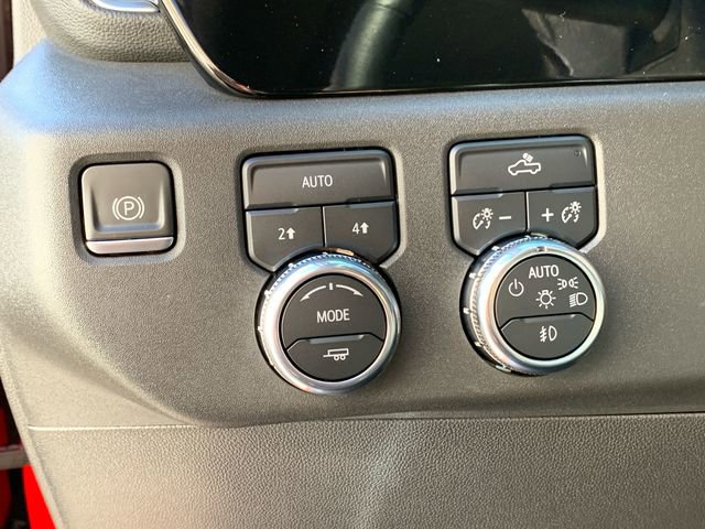 Used 2024 GMC Sierra 1500 Elevation image 25