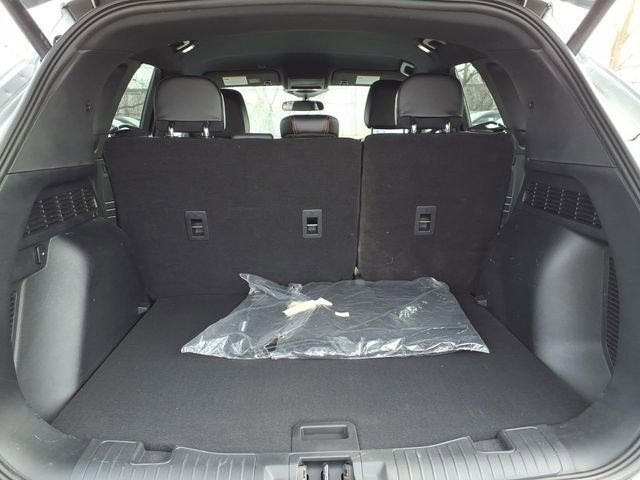 Used 2024 Ford Escape ST-Line w/ Tech Pack #1 image 8