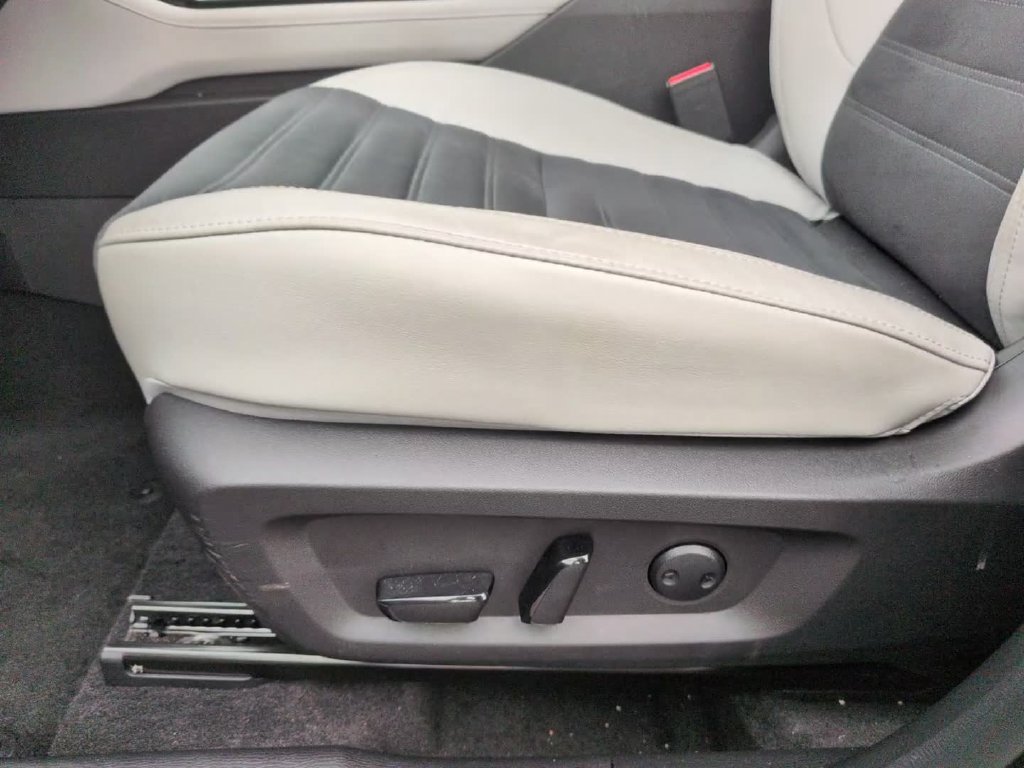 New 2026 Mitsubishi Outlander SE AWD/4WD image 18