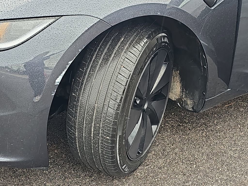 Used 2024 Tesla Model 3 Standard Range image 34