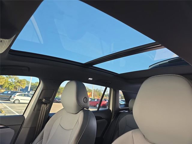 New 2026 Volkswagen Tiguan SE R-Line image 24