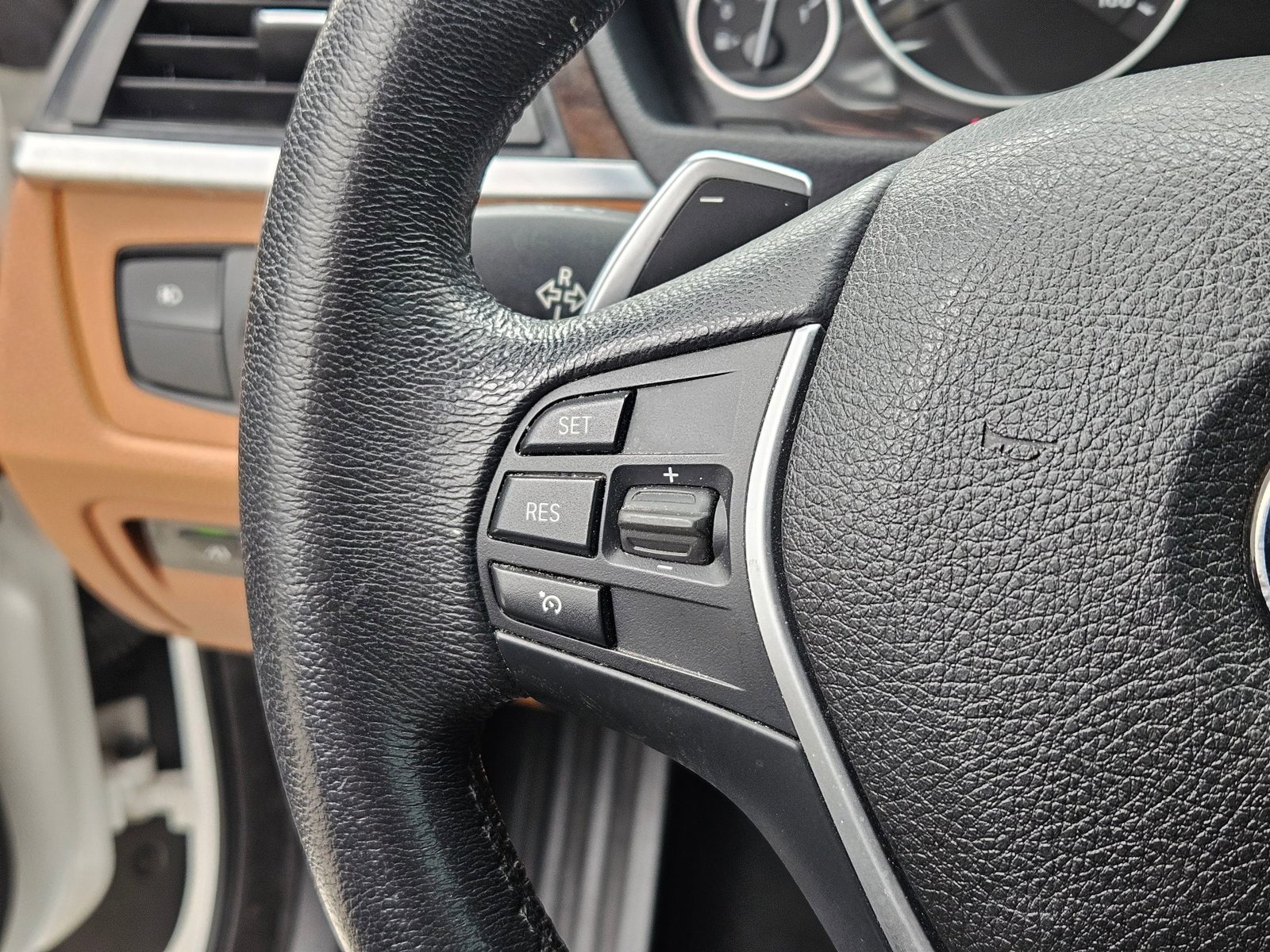 Used 2017 BMW 430i Convertible RWD image 11