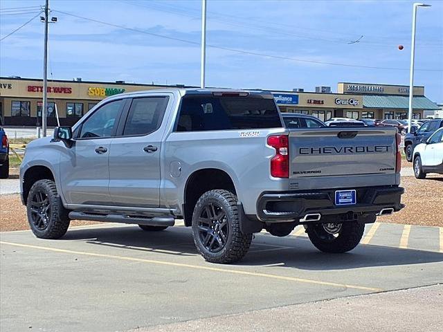 New 2026 Chevrolet Silverado 1500 Custom Trail Boss w/ LPO, Dark Essentials Package image 4